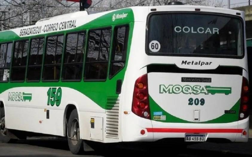 Paro de colectivos afecta usuarios en Quilmes: no funcionan las líneas 22, 148 y 159