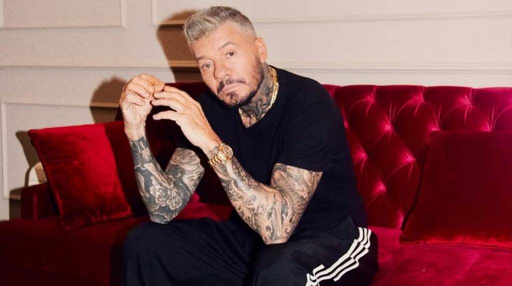 “Demacrado” y con bajo perfil: Tinelli volvió al país