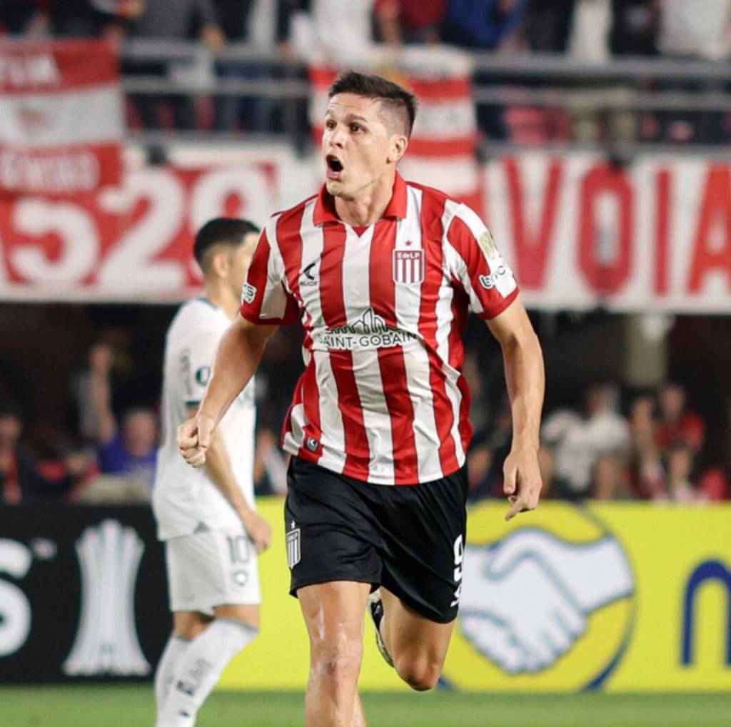 La brecha que Estudiantes buscará achicar en esta noche en Victoria