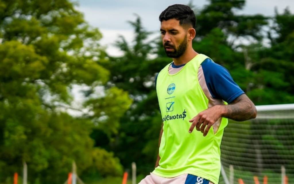 El plantel de Gimnasia retomó las prácticas en Estancia Chica y queda concentrado para recibir a Vélez