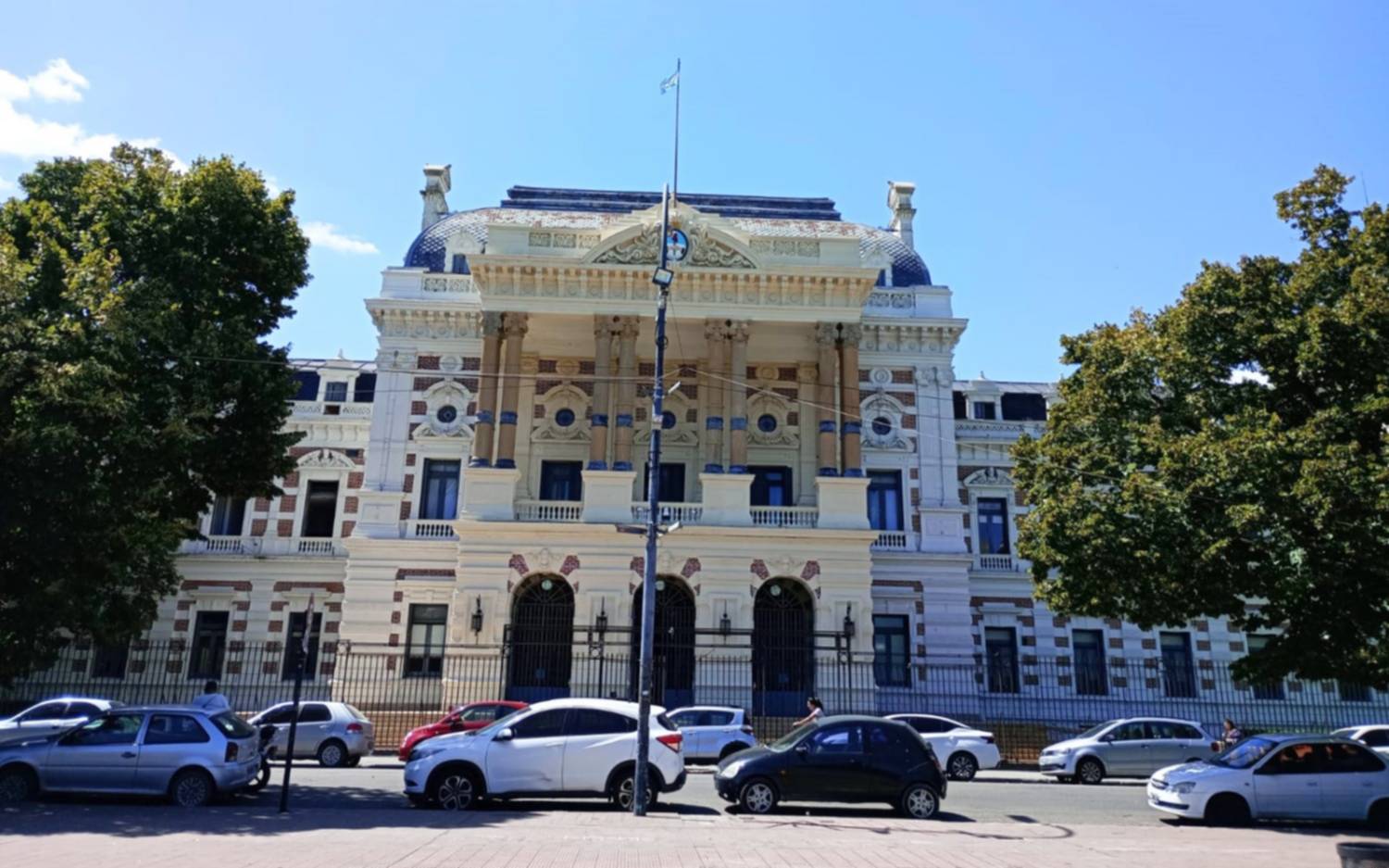 Paritarias bonaerenses: un gremio estatal presionó por la reapertura de las negociaciones