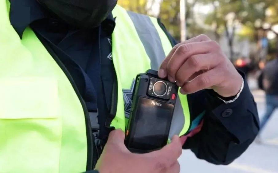 Chacón impulsa en Tandil el uso de cámaras corporales para inspectores de tránsito