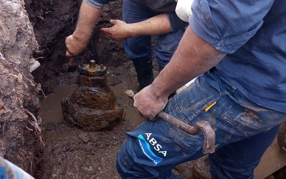 La Plata sin agua este miércoles: qué barrio se queda sin suministro por el recambio de cañerías