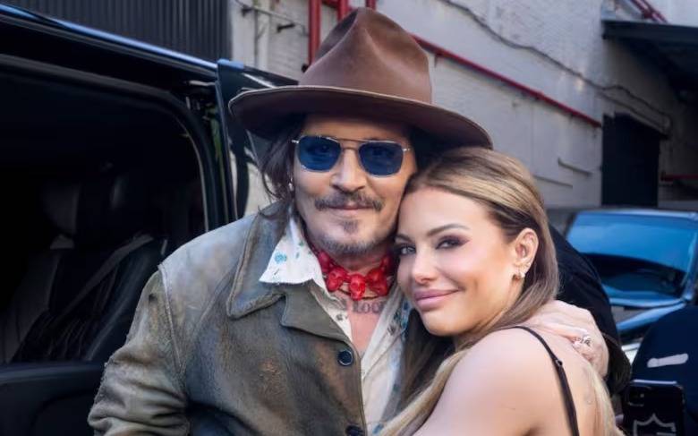 Una verdadera aventura: la foto de Evangelina Anderson con Johnny Depp