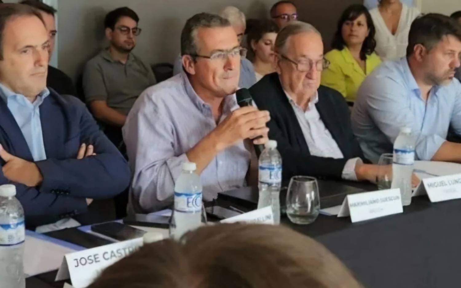 Intendentes radicales reclamaron asistencia financiera ante la crisis económica municipal