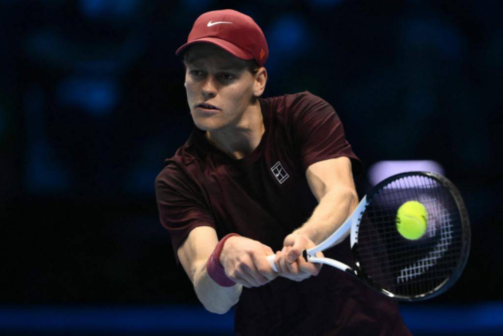 Sinner avanzó a semifinales tras vencer a Alex Zverev