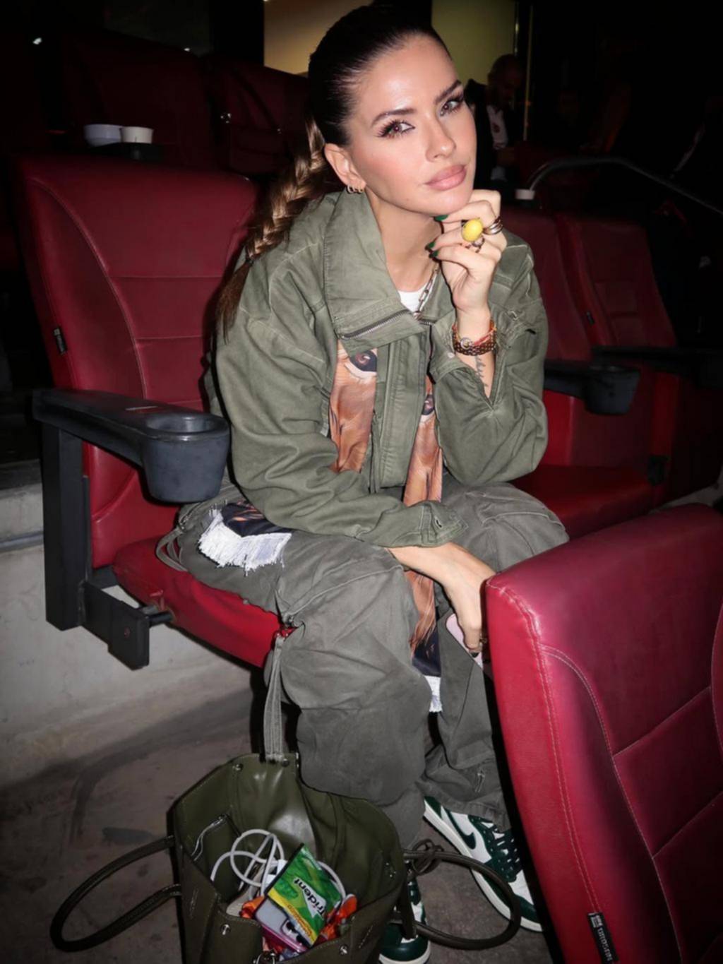 La China Suárez, entre notas canceladas y descontento