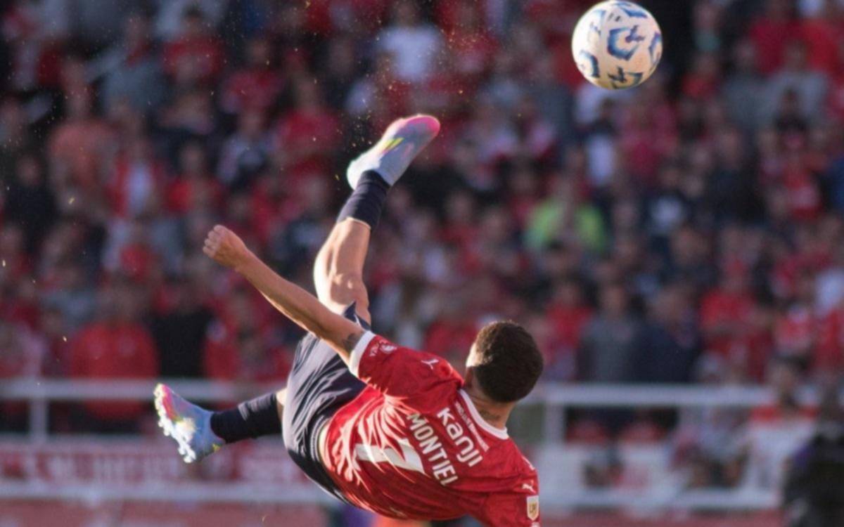 VIDEO.- La FIFA nominó dos goles argentinos al célebre Premio Puskas: ¡revivilos y cantalos! 
