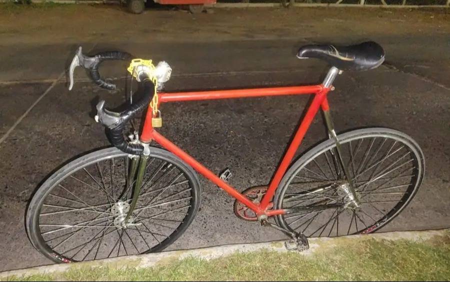 Tragedia en City Bell: un hombre murió tras descompensarse mientras andaba en bicicleta