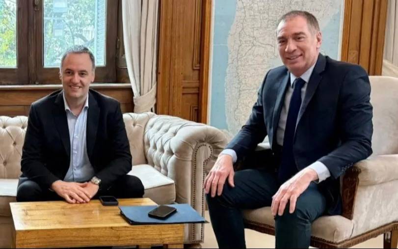 Dividen la Secretaría de Scioli y buscan fortalecer a Adorni y Santilli