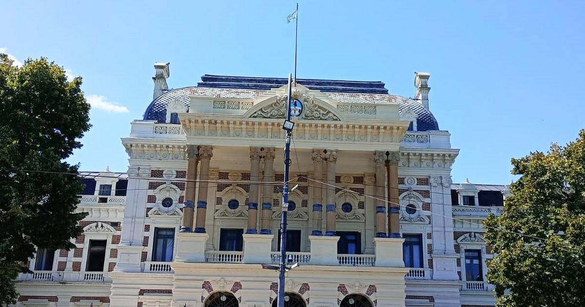 Paritarias bonaerenses: la Provincia convocó a estatales para discutir ...