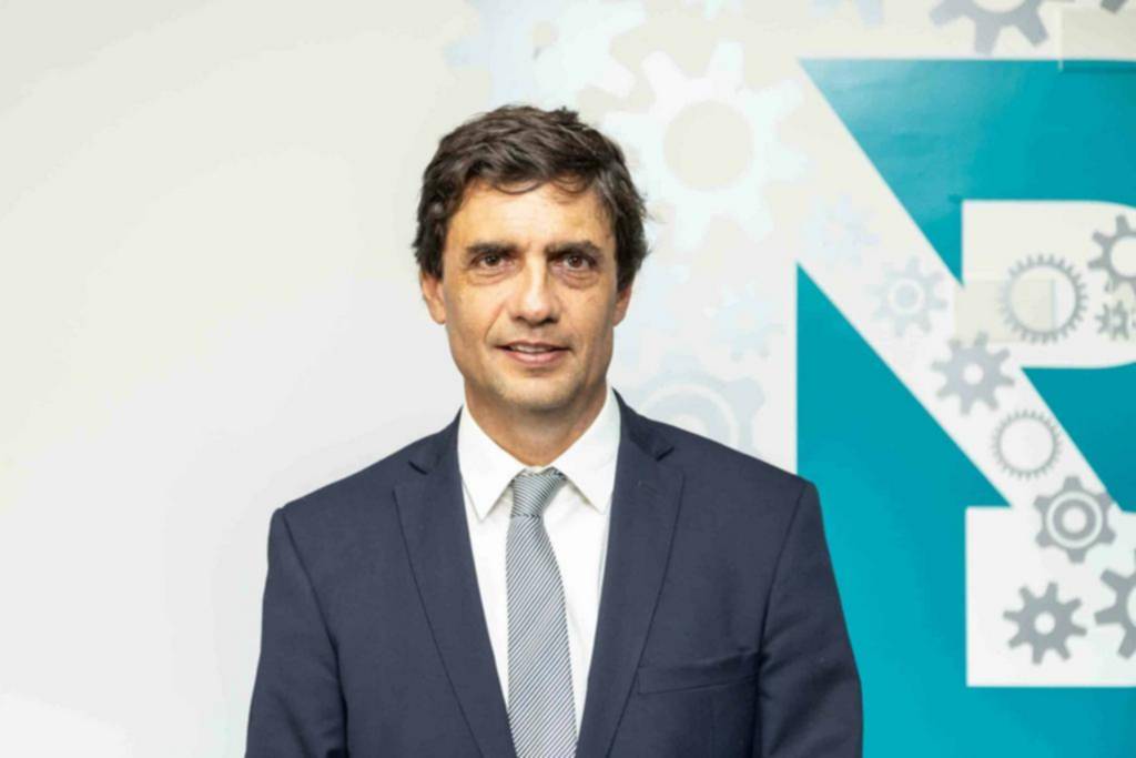 Lacunza advierte por el endeudamiento y el déficit en el Presupuesto 2026