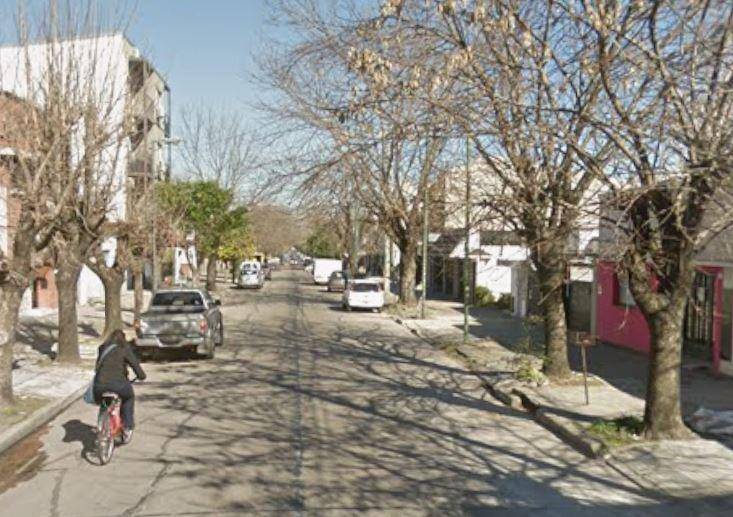 Salió por unas compras y alguien se coló en su casa