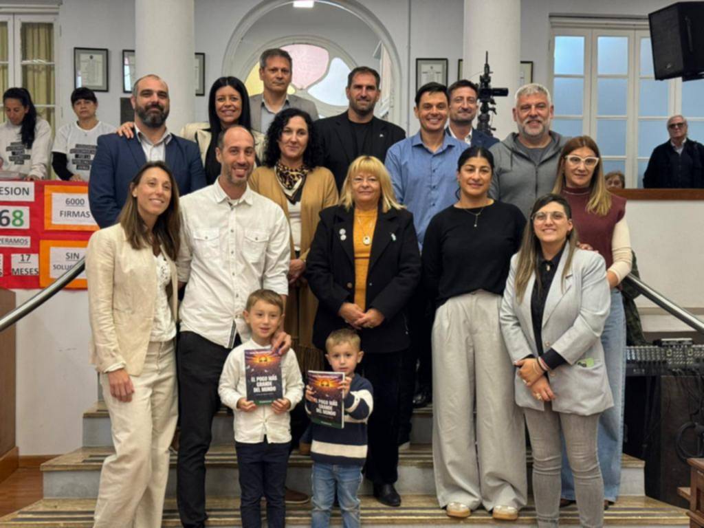 El libro fue condecorado en el Concejo Deliberante de Villa María, Córdoba