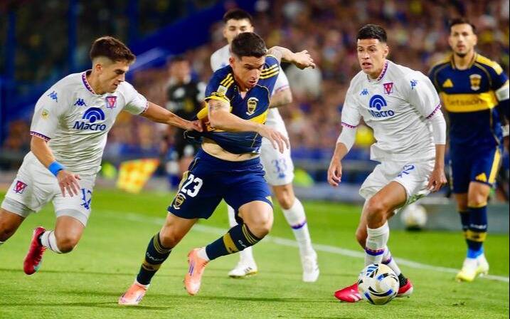 Boca, con goles de Costa y Cavani, le ganó 2 a 0 a Tigre y terminó líder en su zona del Torneo Clausura