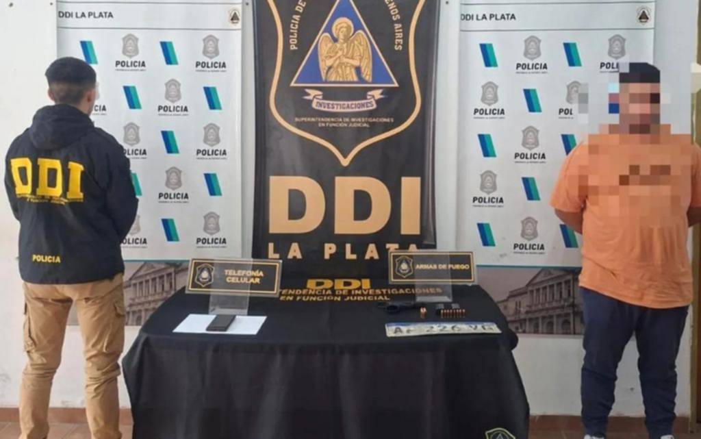 El policía acusado por un atroz ataque se mantuvo en silencio