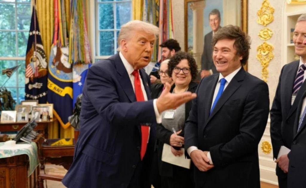 Otro viaje a EE UU: Milei va al sorteo del Mundial