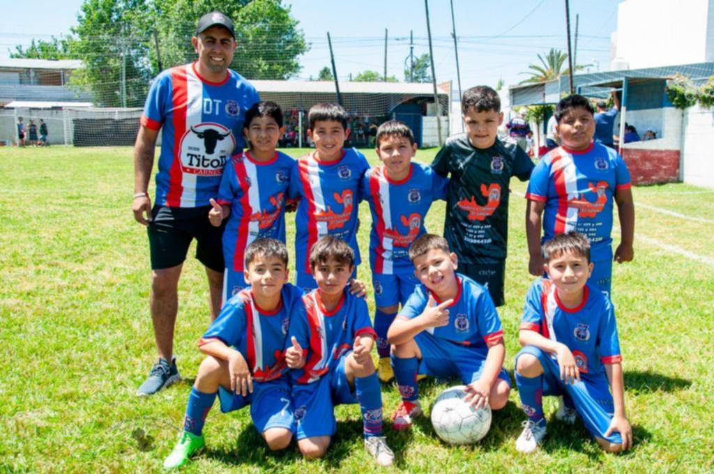 El Molino y Juvenil LP ya se calzan el traje de campeón