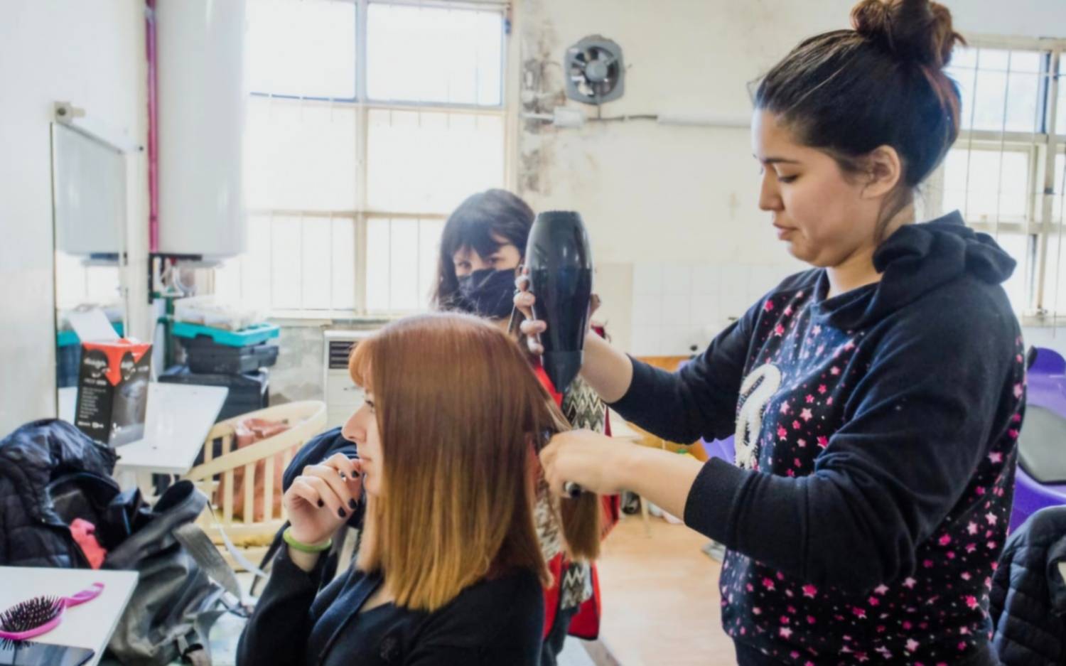 Nuevas inscripciones para cursos gratuitos de oficios en escuelas municipales de Mar del Plata