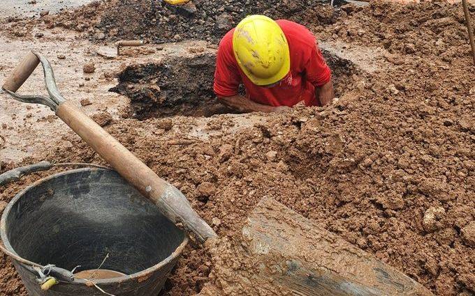 Martes sin agua en La Plata: Absa reemplaza una bomba y afecta el servicio en una amplia zona