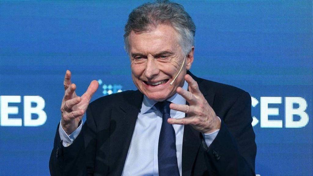 Mauricio Macri insiste e insiste con China