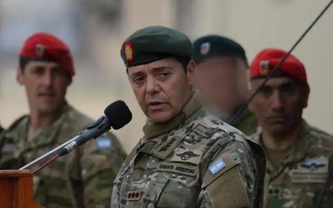 Un General en Defensa: el primer militar desde 1983
