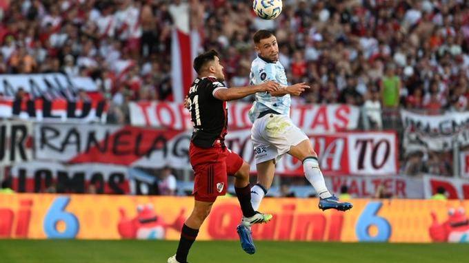 Racing y River en un partidazo a todo o nada