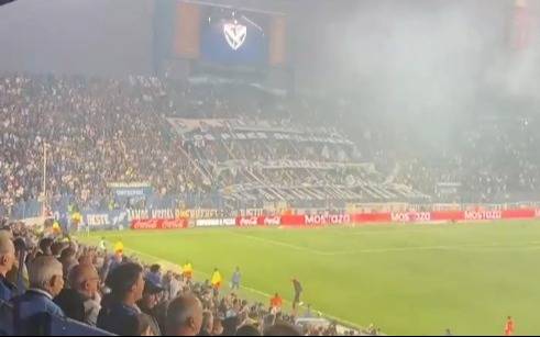 VIDEO. Los insultos a Chiqui Tapia en Vélez tras el título a Rosario Central