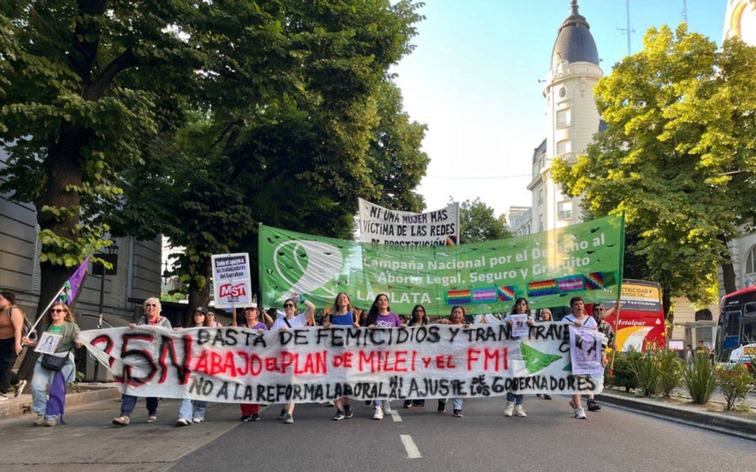 La Plata marcha por el Día Internacional de la lucha contra la violencia de género