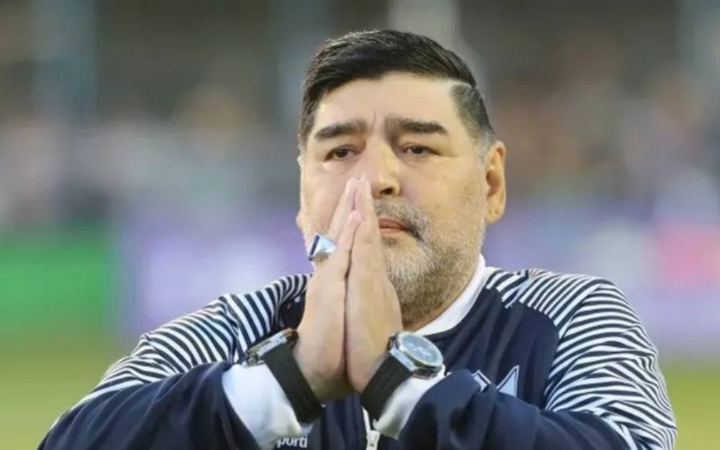 Mastantuono homenajeó a Maradona con una emotiva canción, a cinco años de su fallecimiento