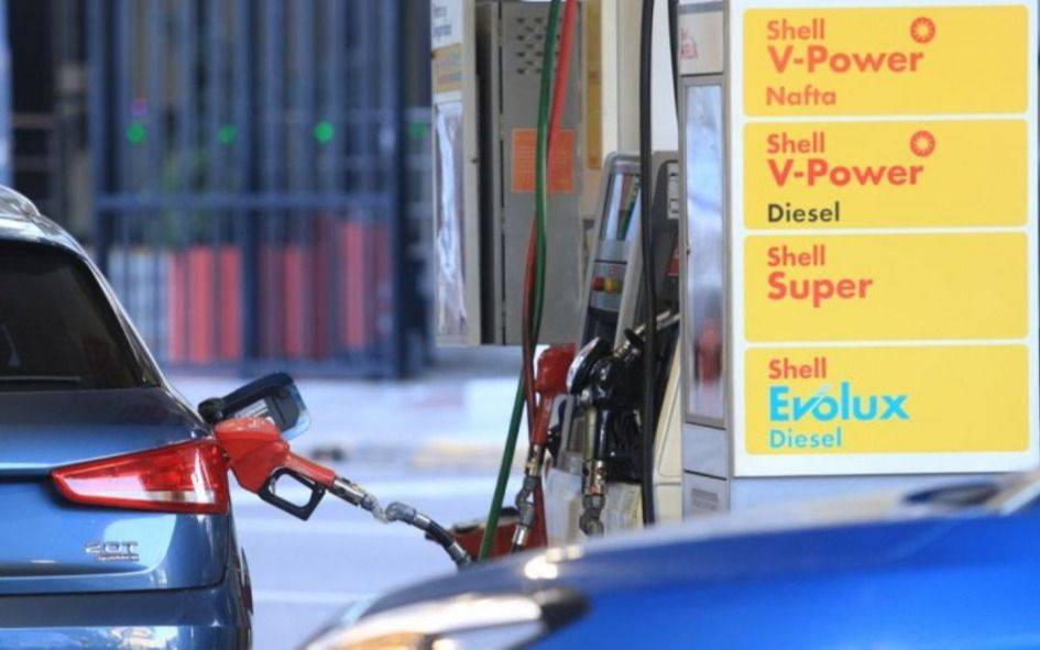 El grupo Manzano-Vila, cerca de quedarse con las estaciones de servicio de Shell en Argentina