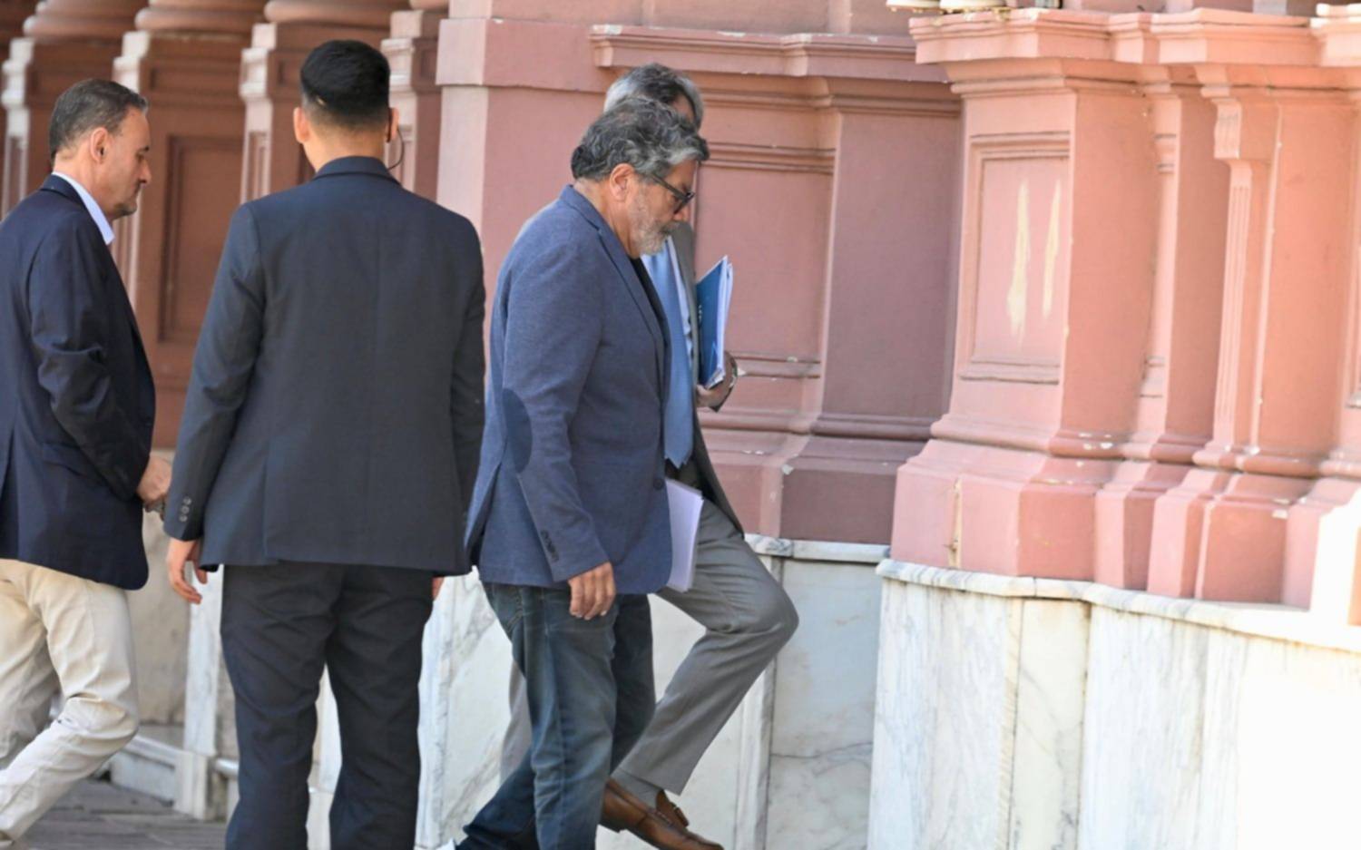 Adorni encabeza la reunión del Consejo de Mayo, con la atención puesta en la reforma laboral