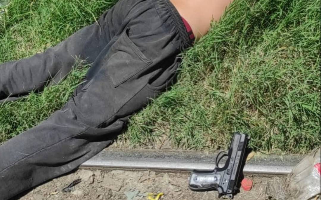 Dos menores armados cayeron en la zona de la subida a la Autopista La Plata - Buenos Aires