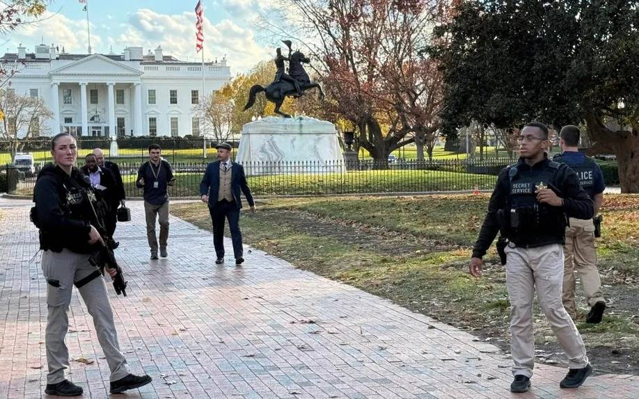 Atacan a tiros a dos miembros de la Guardia Nacional en Washington