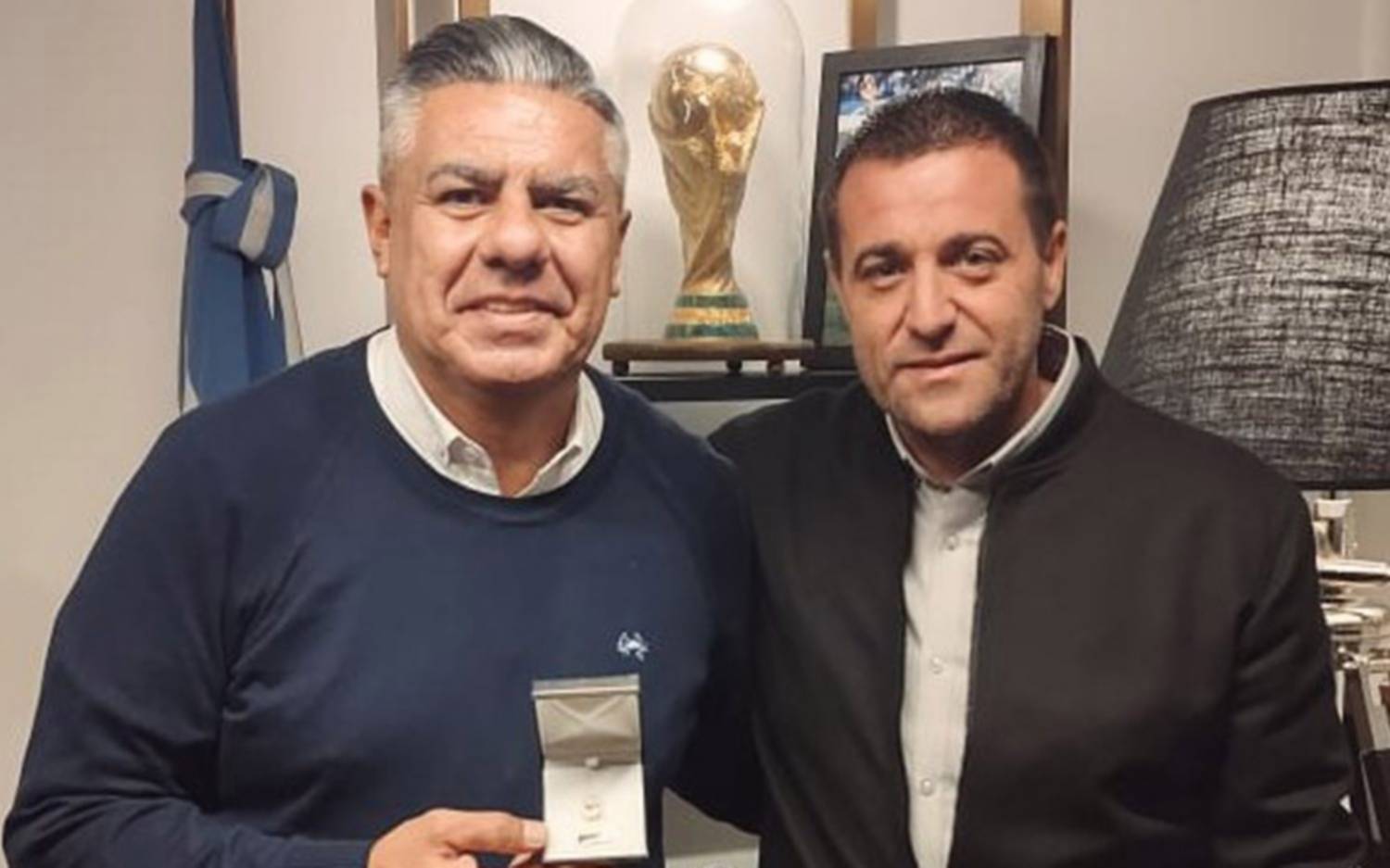 Clubes del ascenso salieron a bancar a Tapia y Toviggino y las redes estallan con "seca nuca"