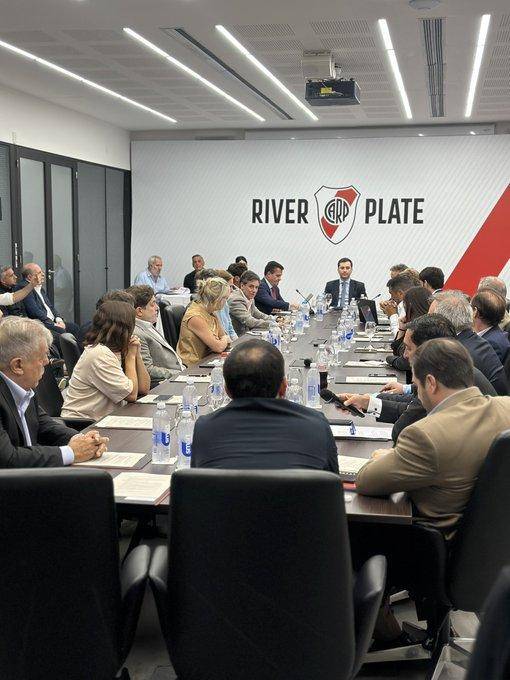 Los clubes empiezan a tomar partido