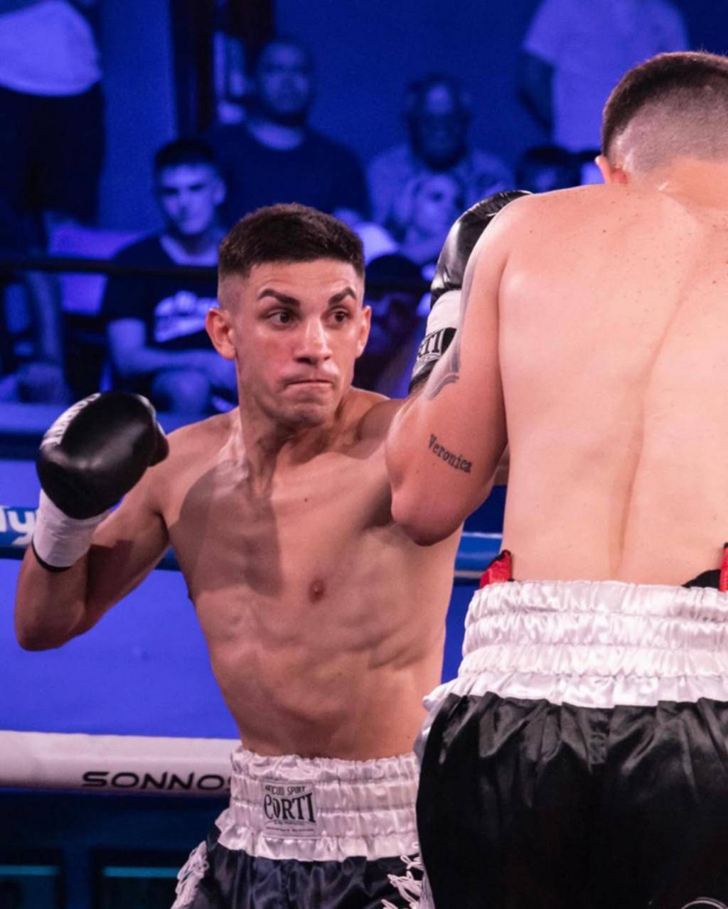 Ayton Giménez: quiere dar el golpe para abrir el camino a una pelea estelar