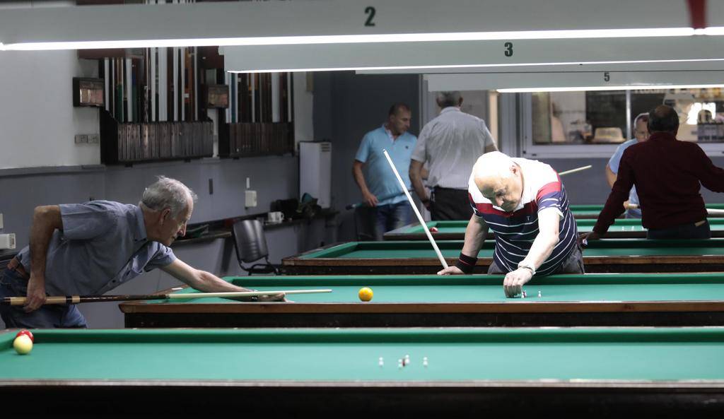 El billar que resiste: del barrio al club y de la historia a una escuela para los chicos