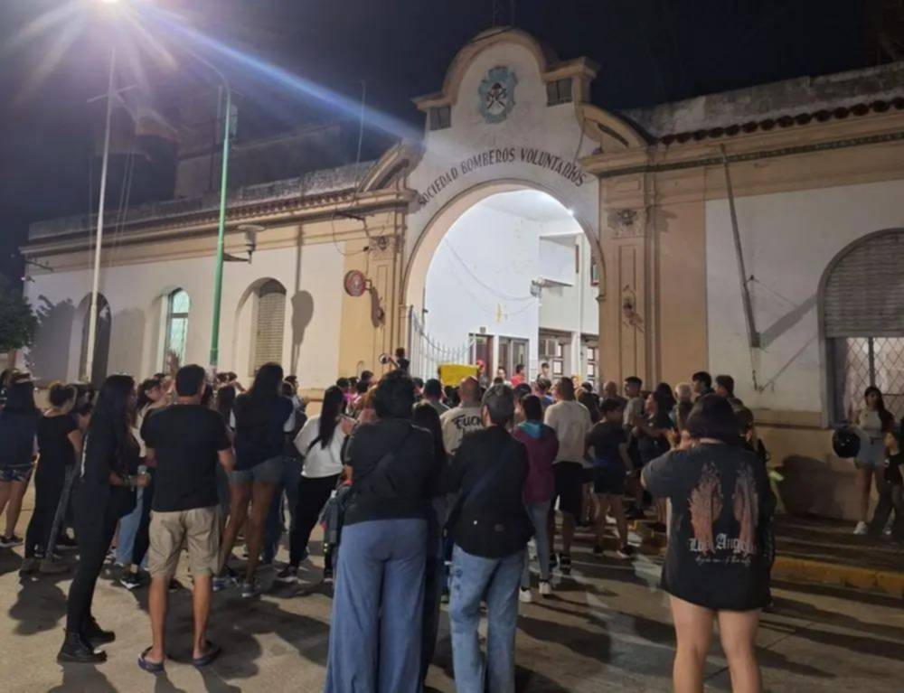 Alerta en Ensenada por la crisis de los bomberos voluntarios