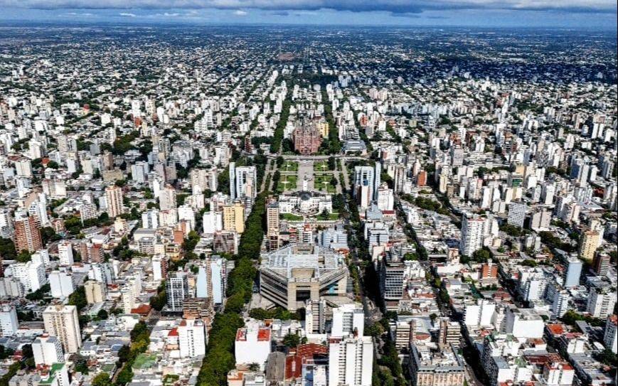 EXCLUSIVO.- Cambios en alturas y viviendas por parcela en La Plata: el proyecto completo del Código de Ordenamiento Urbano