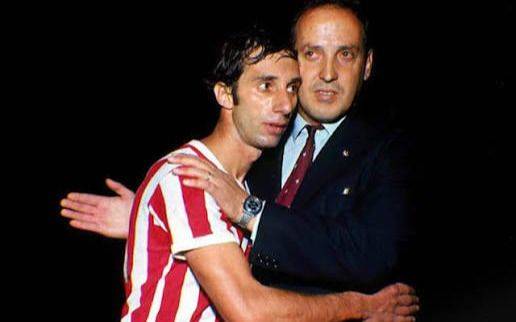 Javier Milei canceló el viaje al sorteo del Mundial y posteó una foto de Osvaldo Zubeldía y Carlos Bilardo