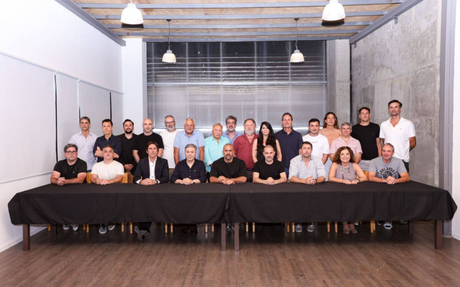 Students after the penalty: They supported Veron, Nuñez and the players