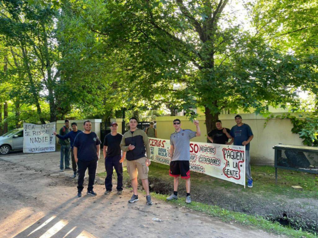 Acerías Berisso: protesta en la casa de un dueño