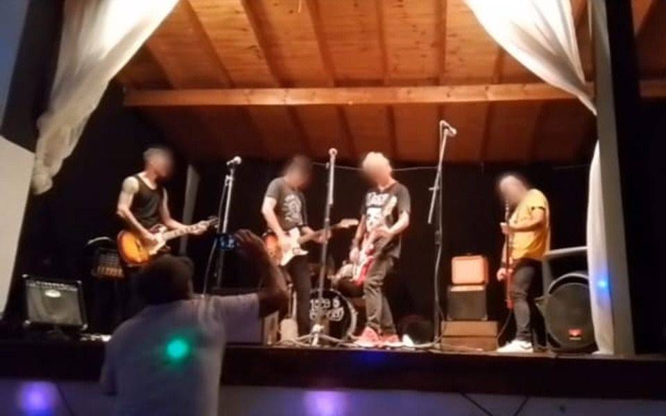 Tragedia y dolor en el rock platense: murió un músico durante un show en un bar céntrico