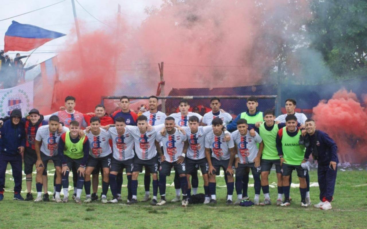 Unidos de Olmos se consagró Tricampeón de la Liga Amateur de Primera División