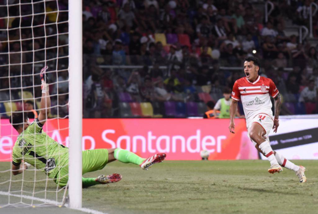 Supported by his work as a hardworking team, he stressed that ambition is another title