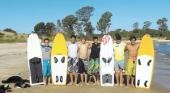 Cinco platenses cruzaron ida y vuelta el Río en kite surf