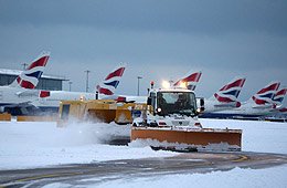 Europa: la nieve paraliza vuelos