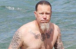 Líder de Metallica envuelto en escándalo en Punta del Este