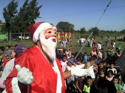 Papá Noel visitó centro comunitario en El Retiro